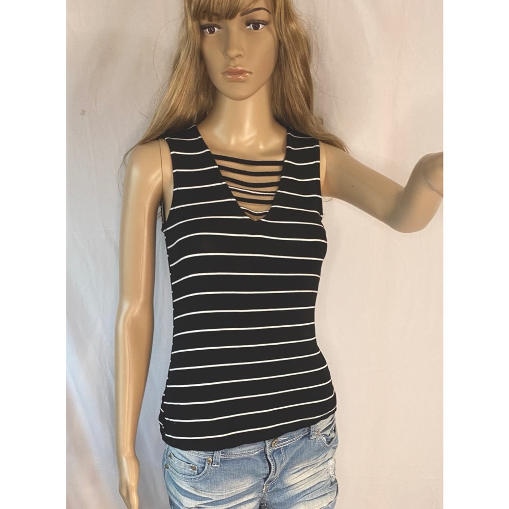 👛5 FOR 15! Sleeveless XS Rue21 Striped Top